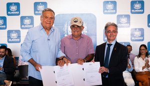 Governo de Alagoas e TJ/AL entregam 318 títulos de terra em Igaci