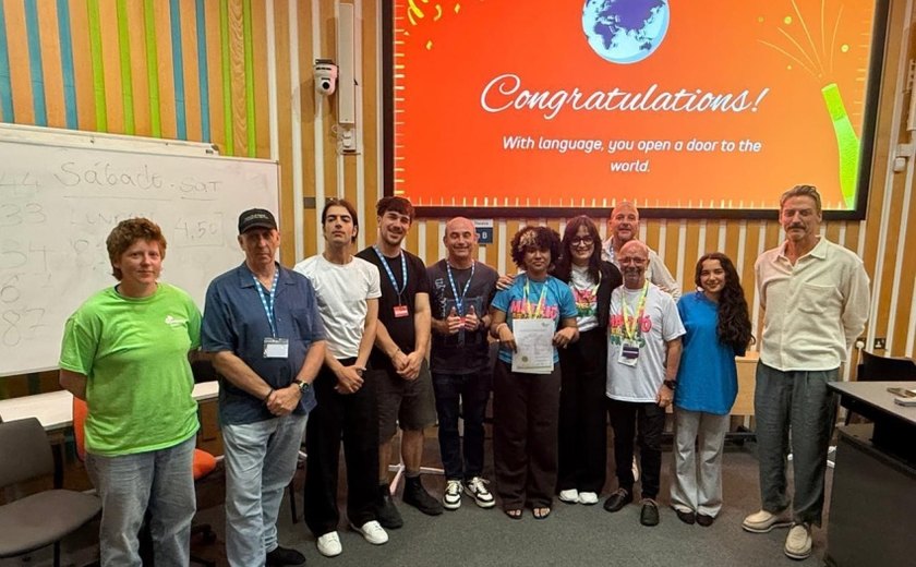 Estudantes retornam a Maceió após intercâmbio na Inglaterra