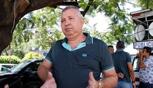 Servidores de Maceió cobram reajuste salarial