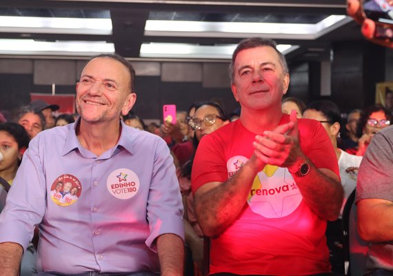 Ronaldo Medeiros recepciona Edinho Silva