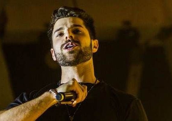 Parte de palco cai e deixa feridos em show de DJ Alok