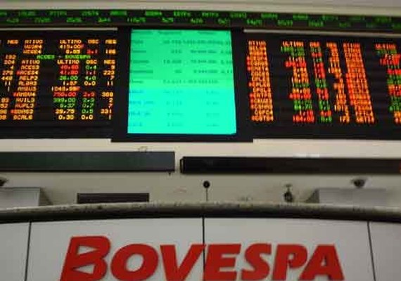 Bovespa se firma no campo negativo com pressão de Petrobras e Vale