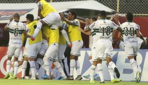 Coritiba vira sobre o Vitória em Salvador e conquista o acesso à Série A