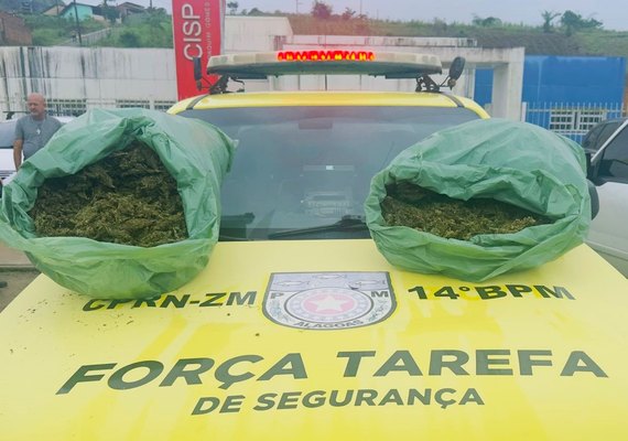 PM apreende em Joaquim Gomes 20 kg de maconha em porta-malas de carro