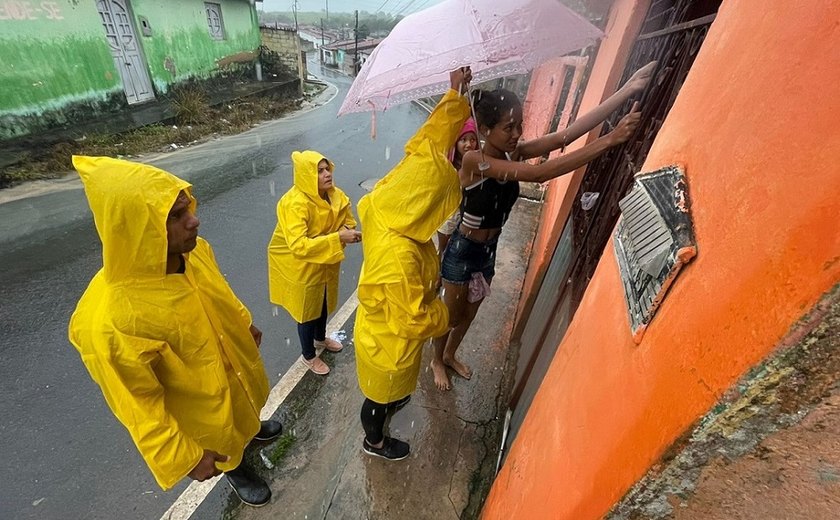 Defesa Civil de Penedo vai alertar via SMS sobre chuvas acima do previsto