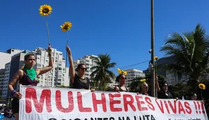 Mulheres vão às ruas pela votação do PL da Misoginia