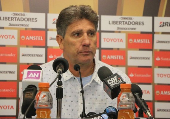 Grêmio vê primeiro lugar geral distante mas não se preocupa com vaga