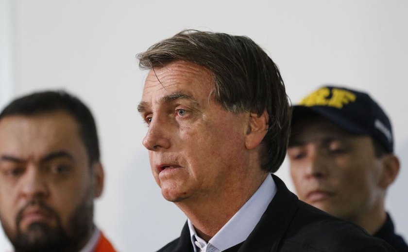 Após 'esculacho' de Fachin, Bolsonaro diz que 'não atacou urnas'
