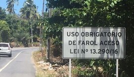 DER inicia instalação de placas e retoma fiscalização da Lei do Farol Baixo