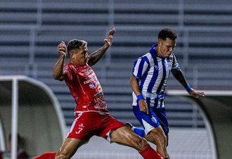 CSA líder: Itamar Schülle celebra solidez defensiva e evolução tática após vitória sobre o Penedense