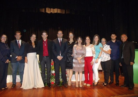 Maestro recebe título de cidadão em Arapiraca