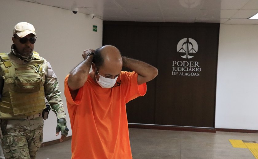 Albino é condenado a mais 60 anos de prisão por assassinato de casal e soma 294 anos de penas