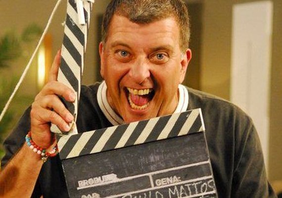 Após AVC, diretor Jorge Fernando fica com lado do corpo paralisado