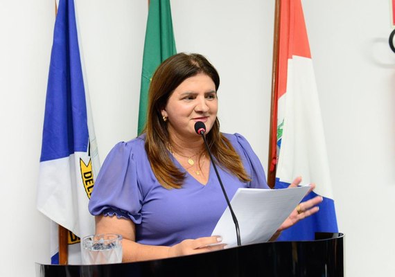 Prefeita concede reajuste para a Educação com cerca de 5% a mais que o piso nacional