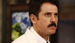 Nos próximos capítulos! Ernesto é humilhado e preso no Salão das Artes