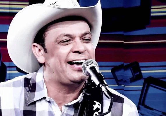 Cantor Frank Aguiar se envolve em barraco com a mulher e seguranças interferem