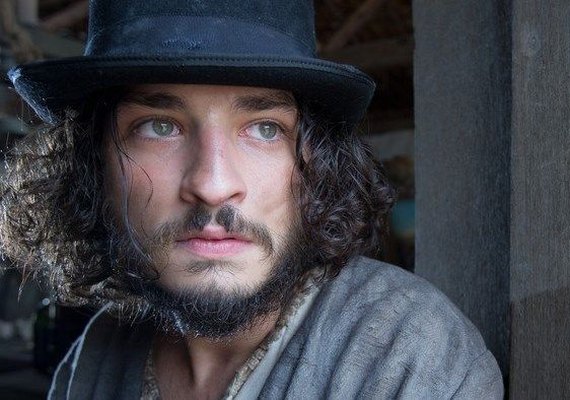 'Novo Mundo': Vem aí! Hugo revela que é filho de Licurgo e anuncia vingança