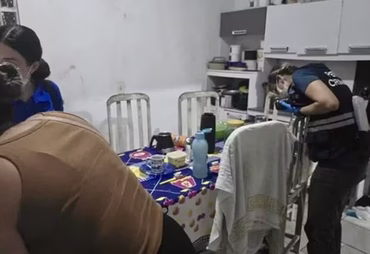 Mulher intoxicada em almoço recebe alta e comemora sobrevivência em Penedo