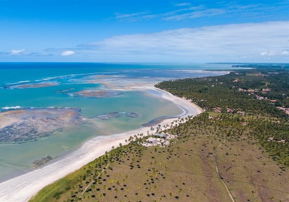 Passo de Camaragibe é um dos 5 destinos tendência para 2025, aponta Booking