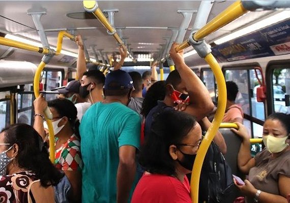 Em Maceió, cobradores saem dos ônibus enquanto durar a pandemia
