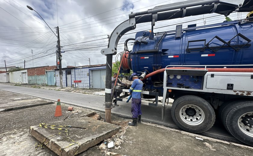 Mais de 400 toneladas de lixo são retiradas da rede de drenagem no mês de maio