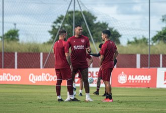 CRB finaliza preparação para enfrentar o Fortaleza pela Copa do Brasil