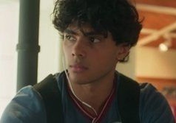 'Malhação': Érico é colocado contra a parede e acaba detido