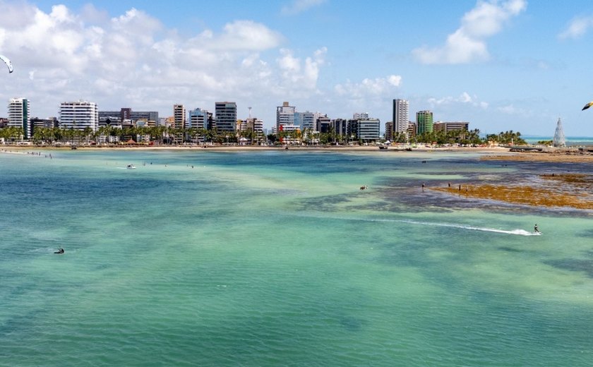 Maceió se destaca como um dos destinos mais procurados no verão, segundo KAYAK