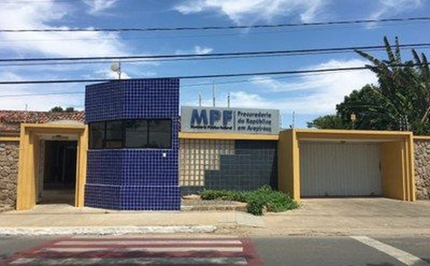 Municípios sertanejos devem retirar nomes de pessoas vivas de bens públicos