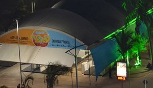 Feira de Verão movimenta Maceió na orla de Pajuçara