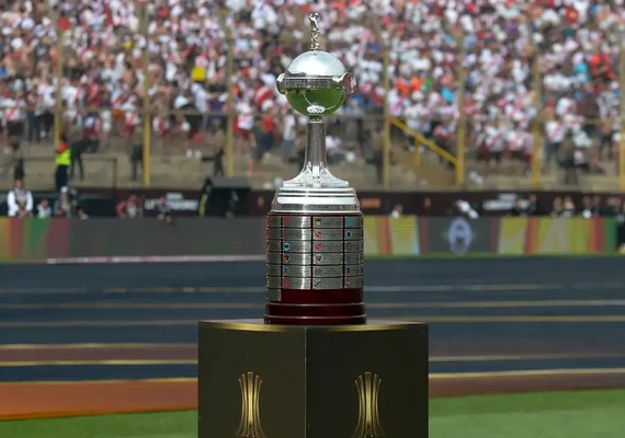 Copa Libertadores 2026 começa com seis brasileiros na disputa
