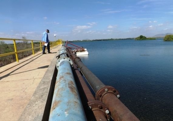 Estado fiscaliza abastecimento de água em municípios do Sertão alagoano