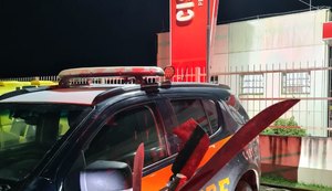 Rastreador de celular leva PRF e PM até dupla suspeita de roubo em Porto Real do Colégio