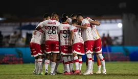 CBF define arbitragem e VAR para duelo entre Fortaleza e CRB