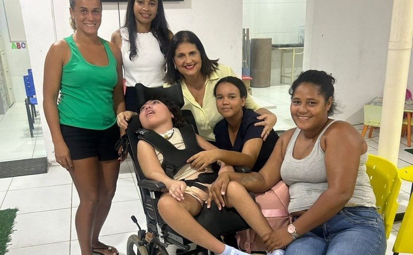 Mutirão presta assistência à crianças com microcefalia e síndrome congênita