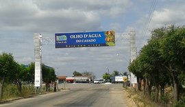 Servidores acusam prefeitura de reter valores de empréstimos sem repasse a bancos