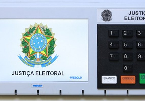 Prefeito de Olho D’Água do Casado é representado por uso indevido de imagens com caráter eleitoreiro