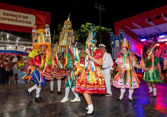 Cultura de Maceió é celebrada em evento na orla da Pajuçara