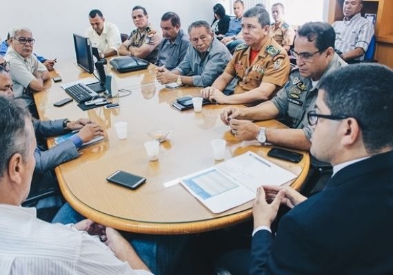 Após reunião com o governo, militares falam em redução no policiamento