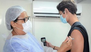 Alagoas já vacinou contra Covid-19 mais de 50% dos adolescentes com 1ª dose da vacina