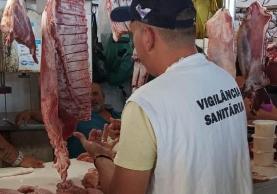 Vigilância Sanitária de Maceió promove ações em mercados públicos e na orla marítima