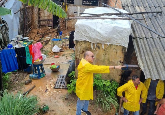 Defesa Civil diz que rios em Alagoas estão voltando ao nível normal e risco de novas enchentes diminui