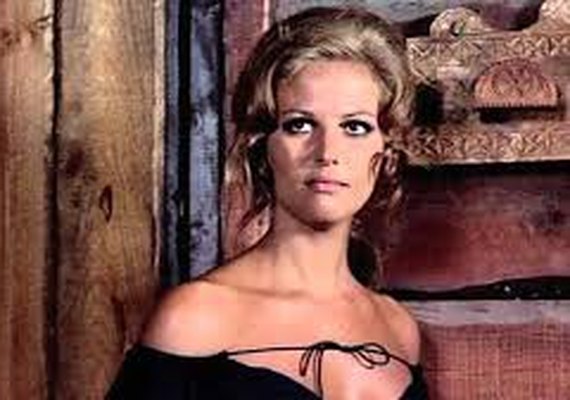 Morre atriz Claudia Cardinale, musa do cinema, aos 87 anos