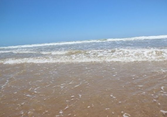 IMA aponta que apenas 15 dos 63 trechos do litoral estão próprios para banho
