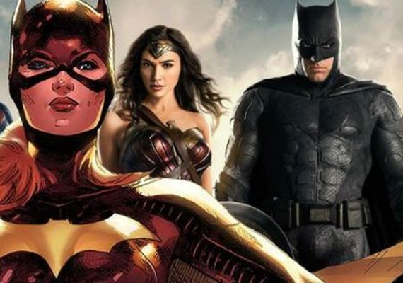 Batgirl não deve ser apresentada no filme da Liga da Justiça