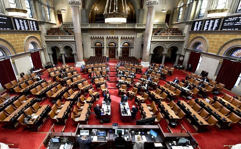 Senado e Câmara do estado de NY aprovam legalização da maconha