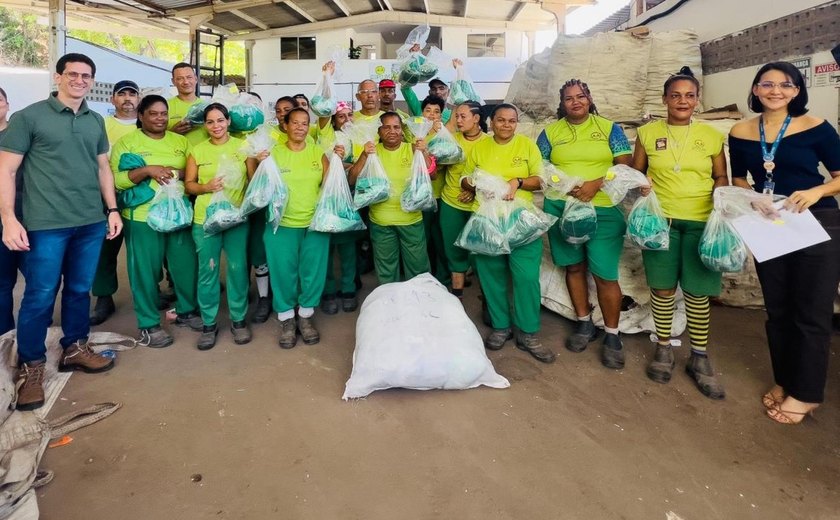 Programa inicia entregas de kits de fardamento e EPIs para catadores de Maceió