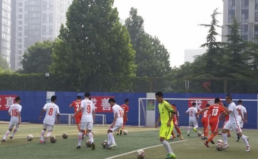 Promoção do futebol nas escolas é política de Estado na China