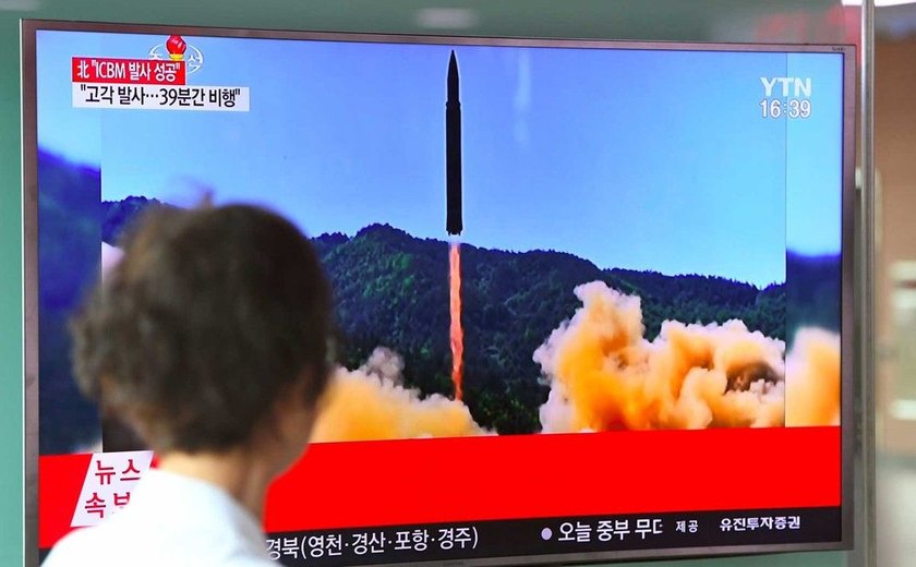 Coreia do Norte testa outro míssil balístico e coloca EUA sob alcance