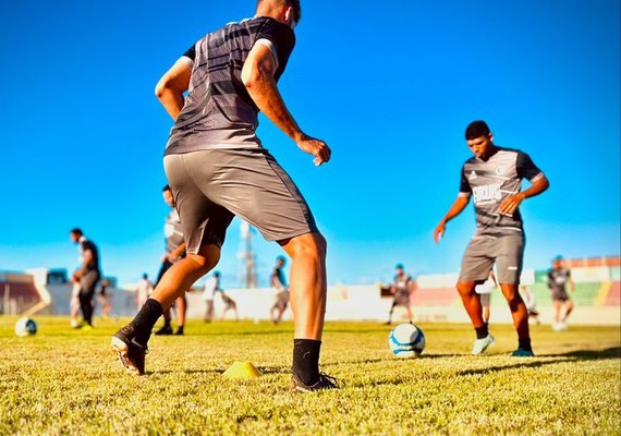 ASA e CSE entram em campo neste sábado para defender lugar no G4